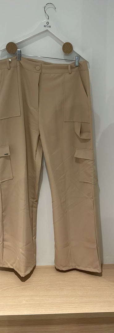 Calça social com botões e bolso na lateral - Cód. 1011